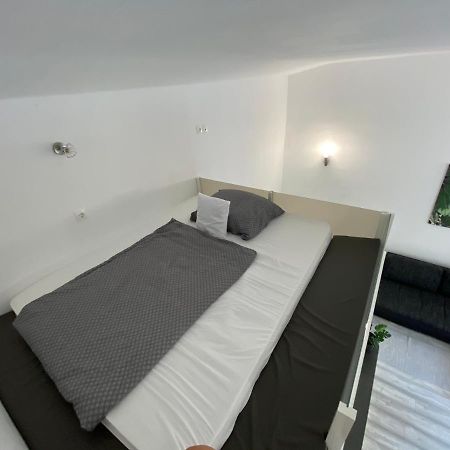 דירות מישקולץ Belvarosi Apartman 2 מראה חיצוני תמונה