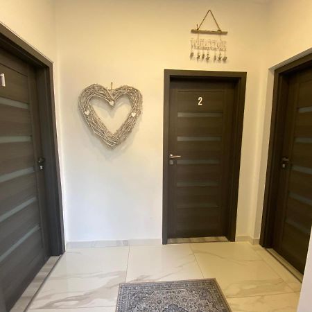 דירות מישקולץ Belvarosi Apartman 2 מראה חיצוני תמונה