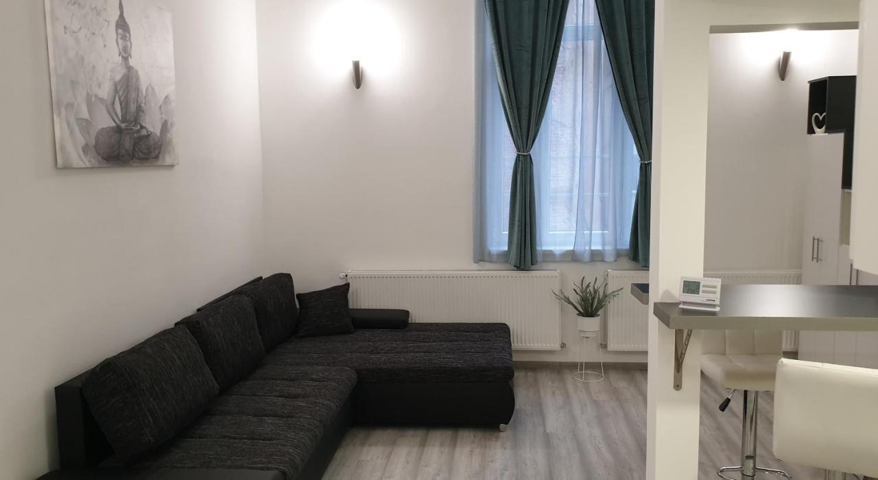 דירות מישקולץ Belvarosi Apartman 2 מראה חיצוני תמונה