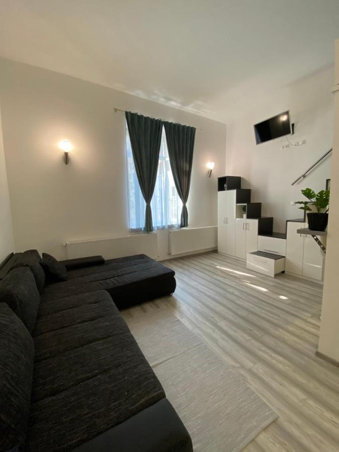 דירות מישקולץ Belvarosi Apartman 2 מראה חיצוני תמונה